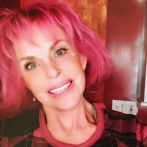 Meet your Posher, Peta